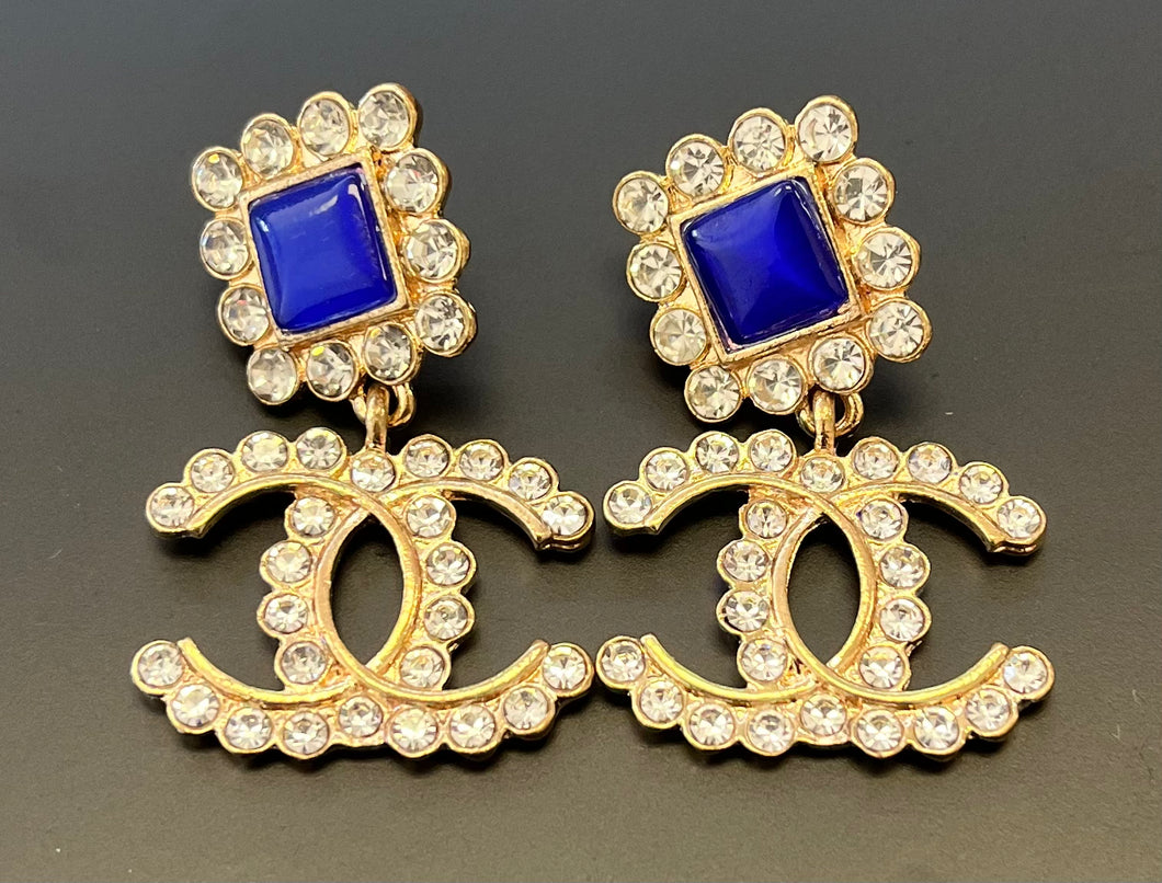 Dangling C Earrings - Foxy And Beautiful