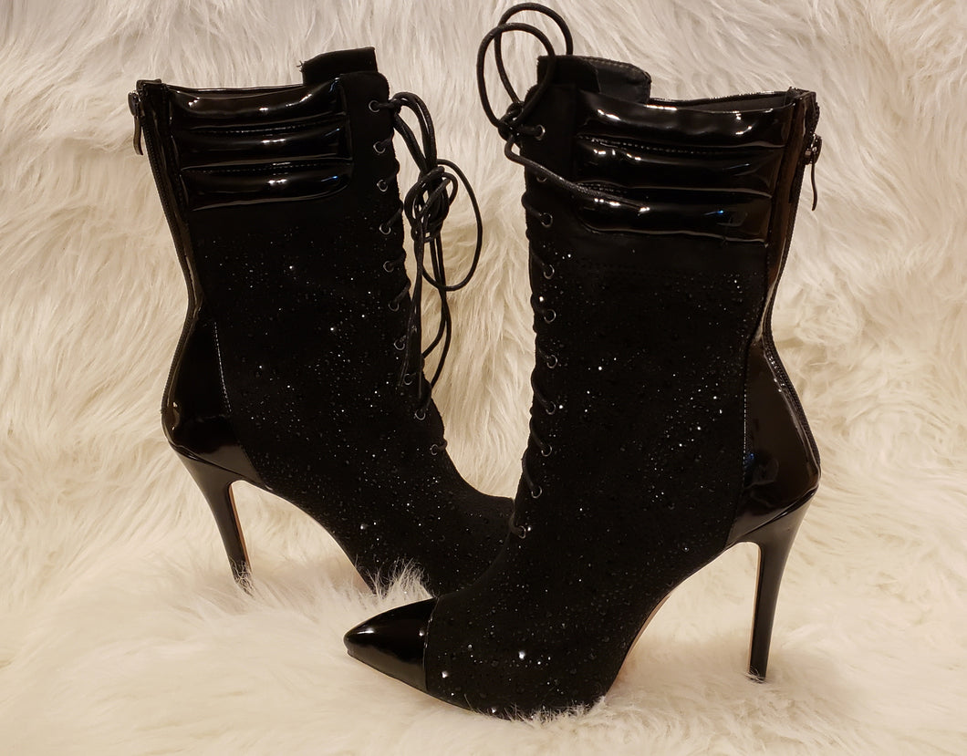 Sparkle Me Boots - Foxy And Beautiful